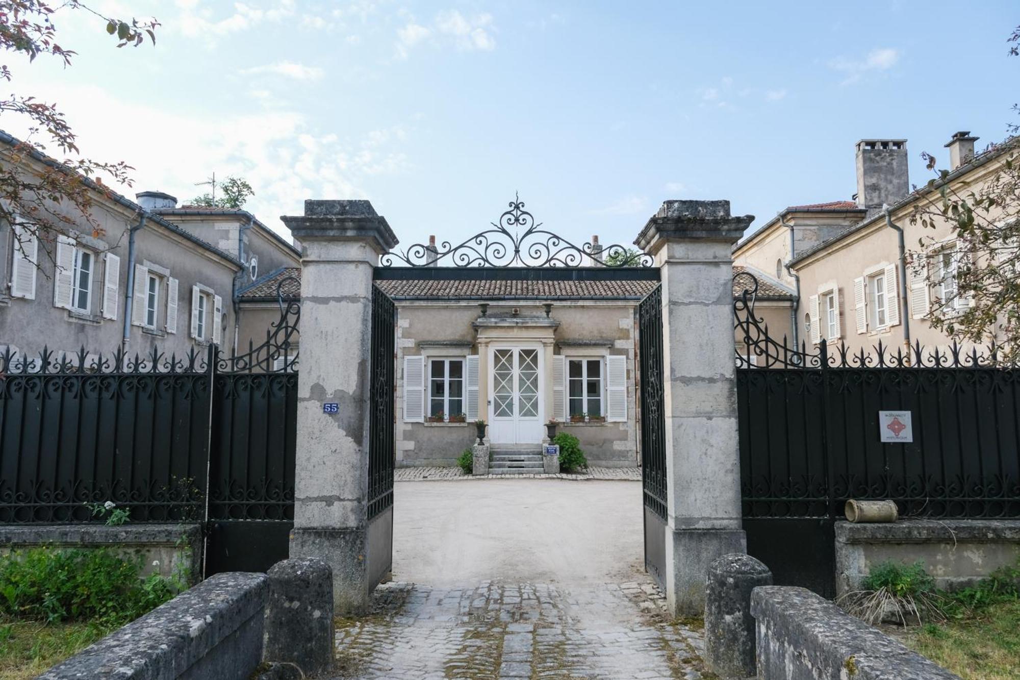 Chateau De Choloy Luaran gambar
